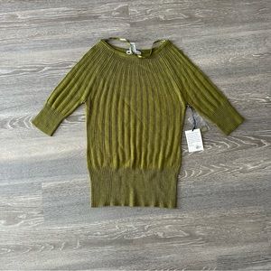 NWT Valerie Bertinelli Wool Blend Knit Tee